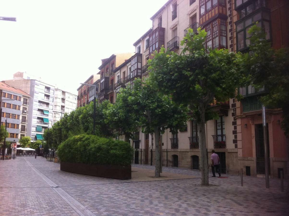 Piso Con Encanto En Zona De Tapas Logrono Exterior photo